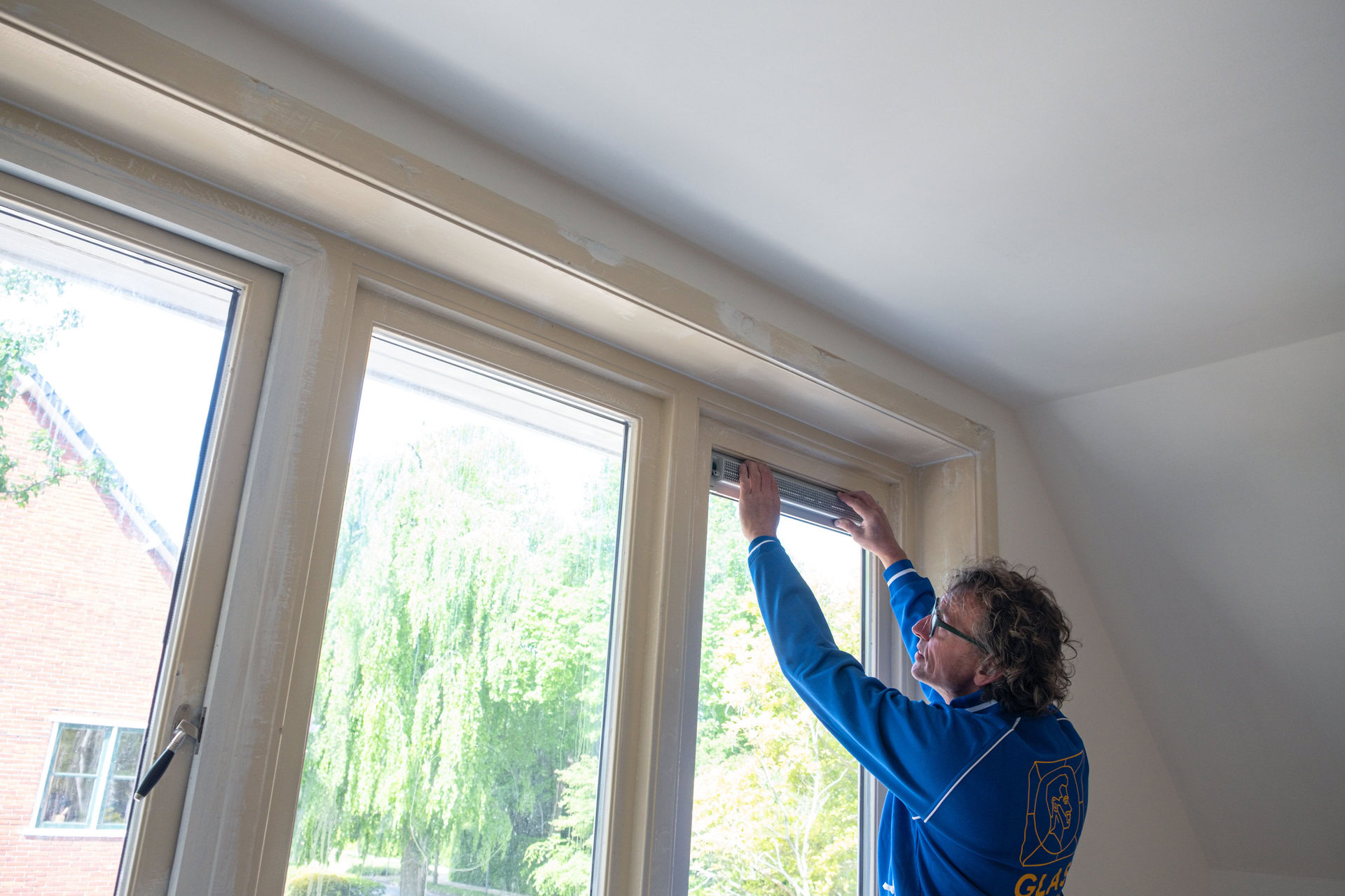 glasmeesters ventilatieroosters plaatsen